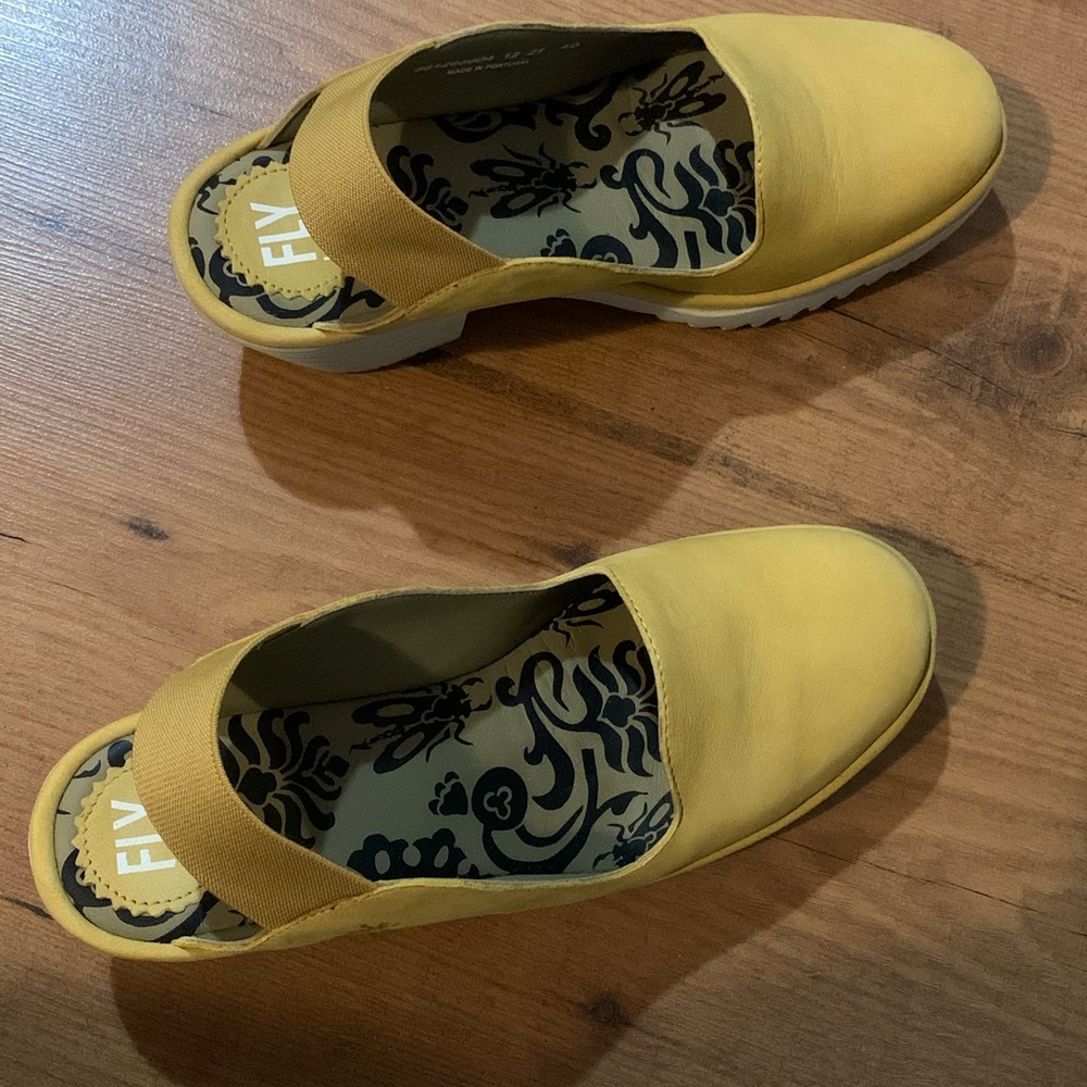 Fly London sling back